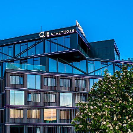 Q18 Aparthotel ビィドゴシュチュ エクステリア 写真