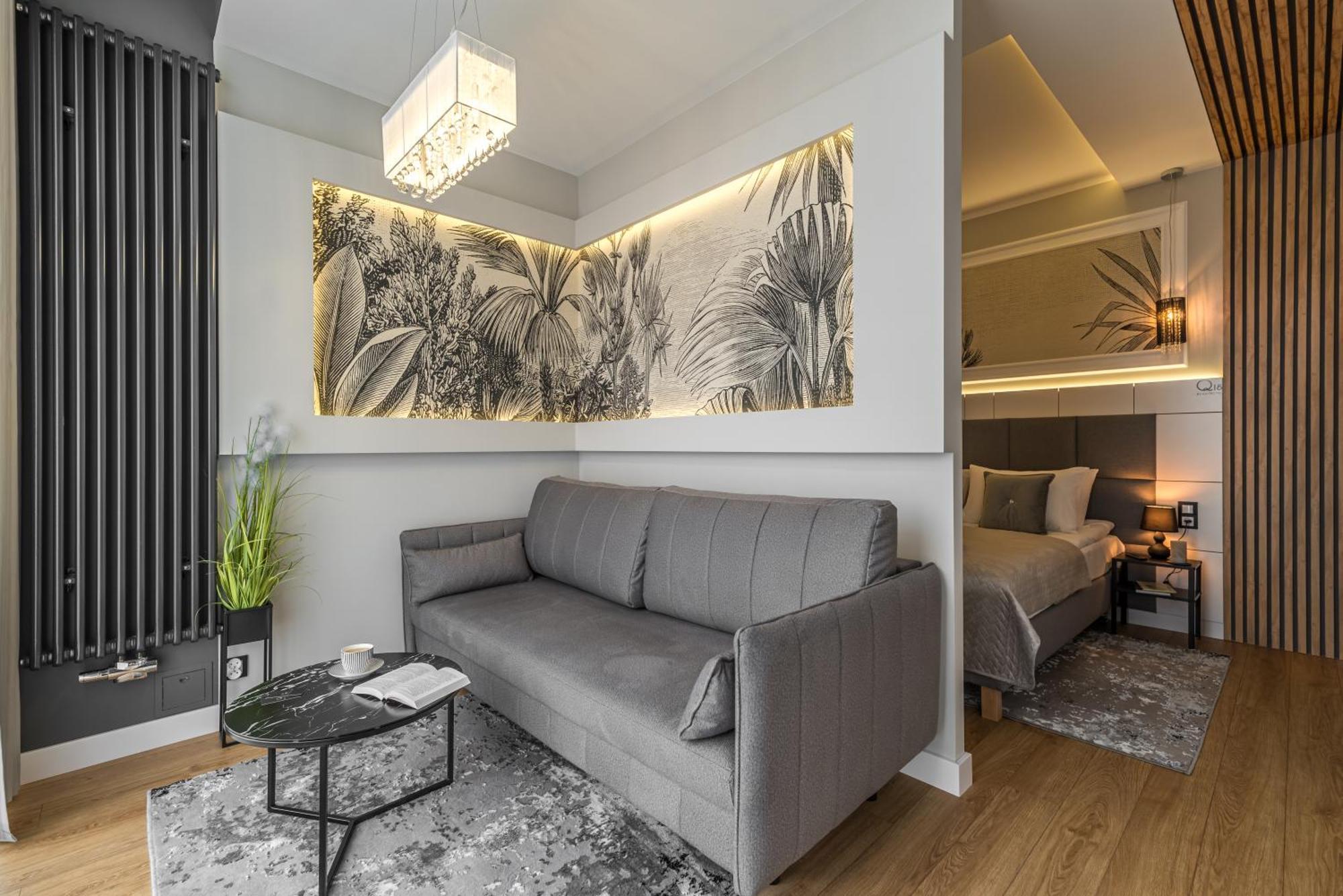 Q18 Aparthotel ビィドゴシュチュ エクステリア 写真